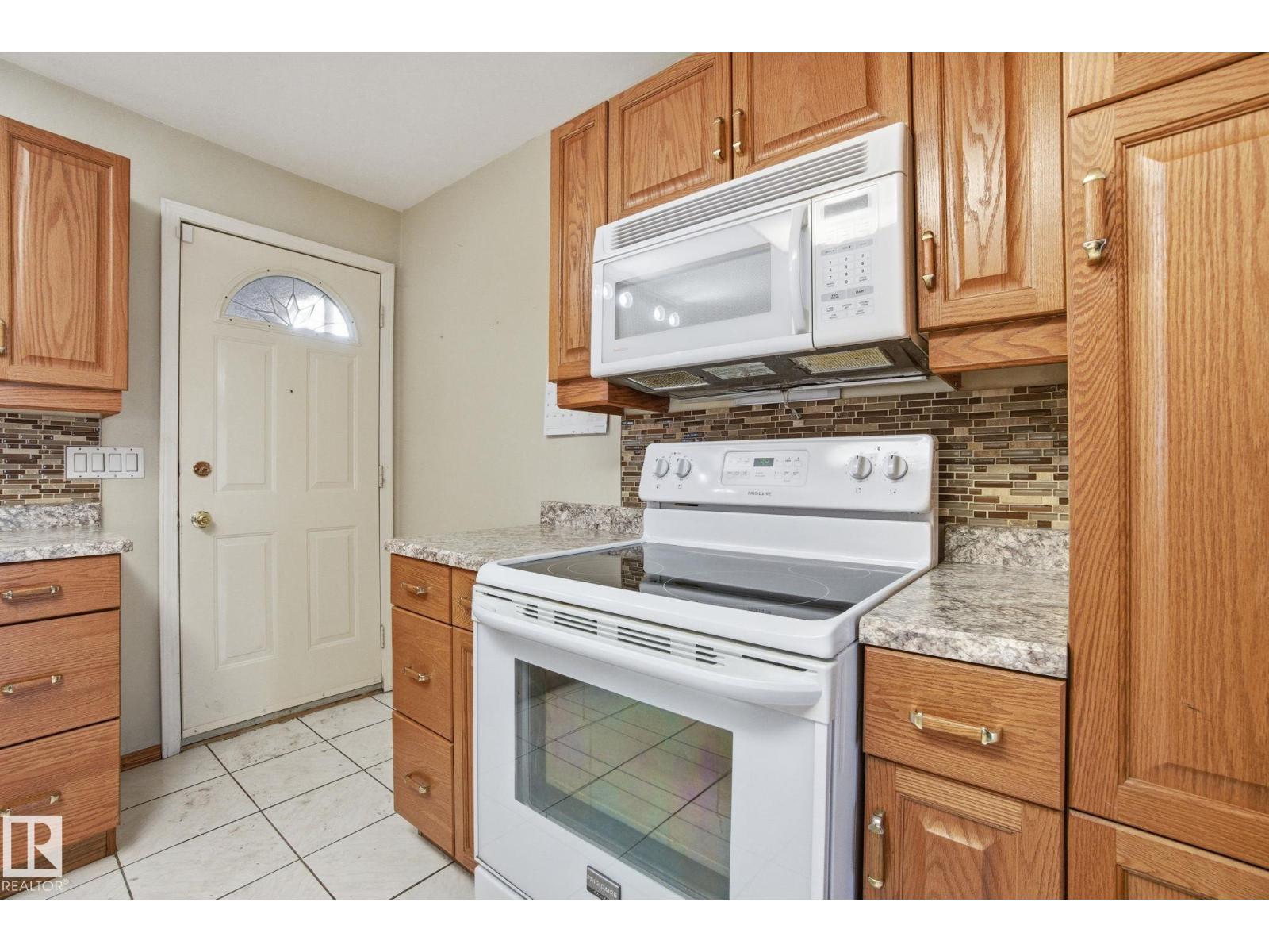 6723 40 Av Nw, Edmonton, Alberta  T6K 1R9 - Photo 24 - E4468308