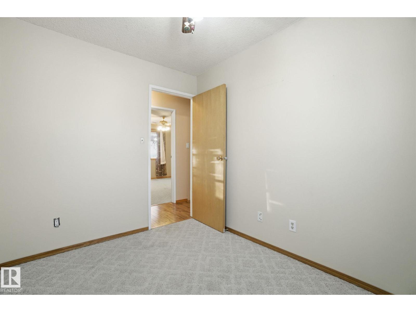 6723 40 Av Nw, Edmonton, Alberta  T6K 1R9 - Photo 29 - E4468308