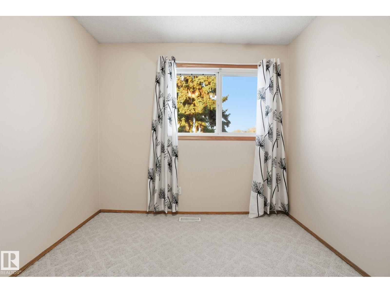 6723 40 Av Nw, Edmonton, Alberta  T6K 1R9 - Photo 32 - E4468308