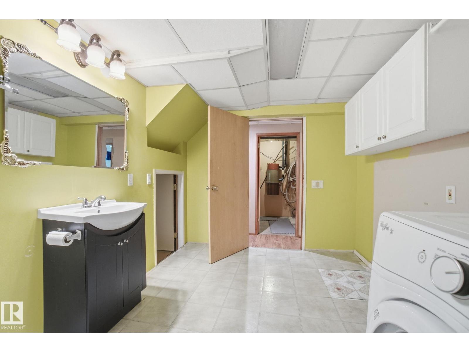 6723 40 Av Nw, Edmonton, Alberta  T6K 1R9 - Photo 48 - E4468308