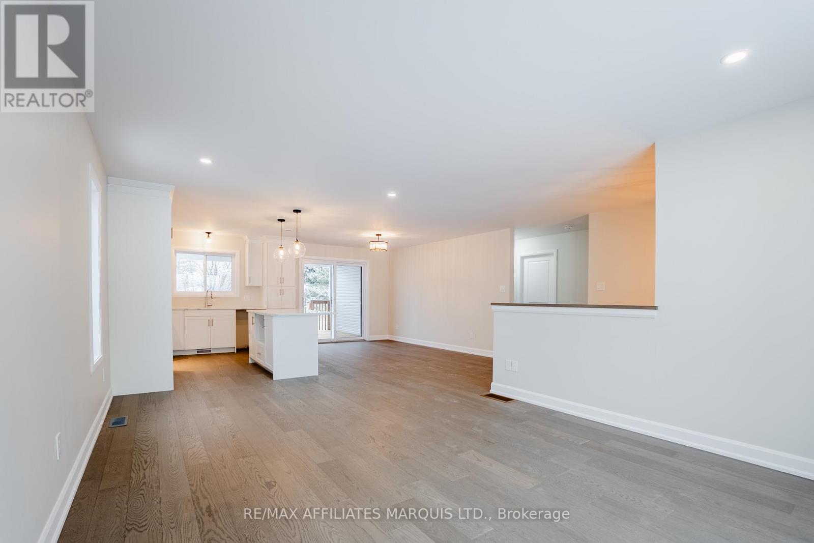 209 Ruby Drive, Cornwall, Ontario K6H 0H2 - Photo 15 - X12639418