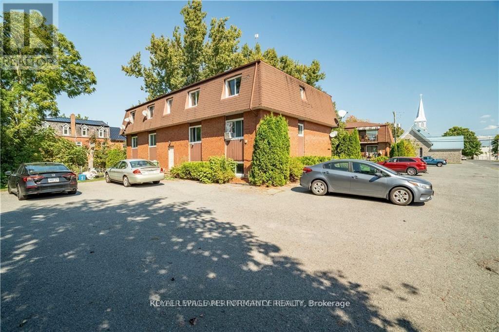 31 CHURCH STREET, North Dundas, Ontario