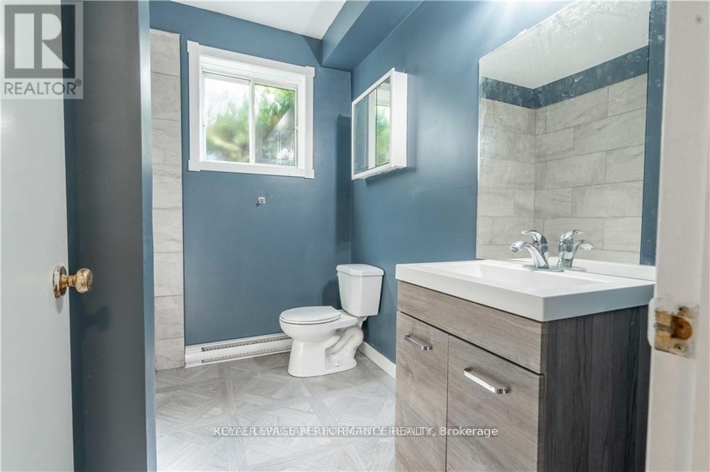 31 Church Street, North Dundas, Ontario K0C 1H0 - Photo 15 - X12639436