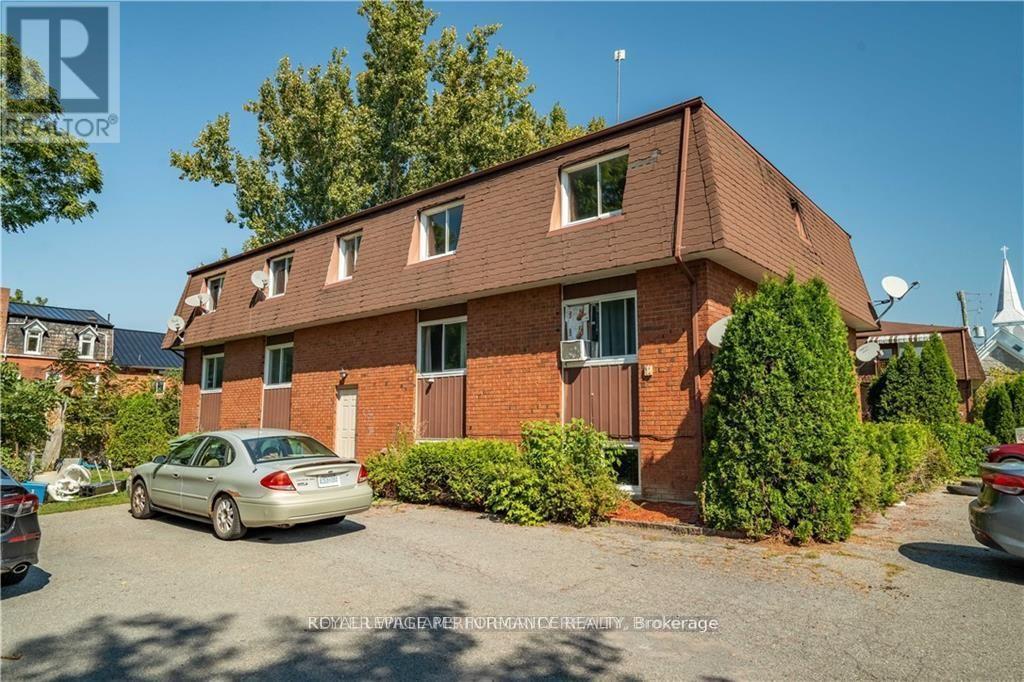 31 Church Street, North Dundas, Ontario K0C 1H0 - Photo 2 - X12639436