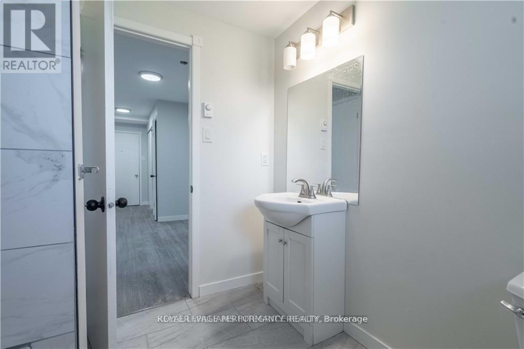 31 Church Street, North Dundas, Ontario K0C 1H0 - Photo 6 - X12639436