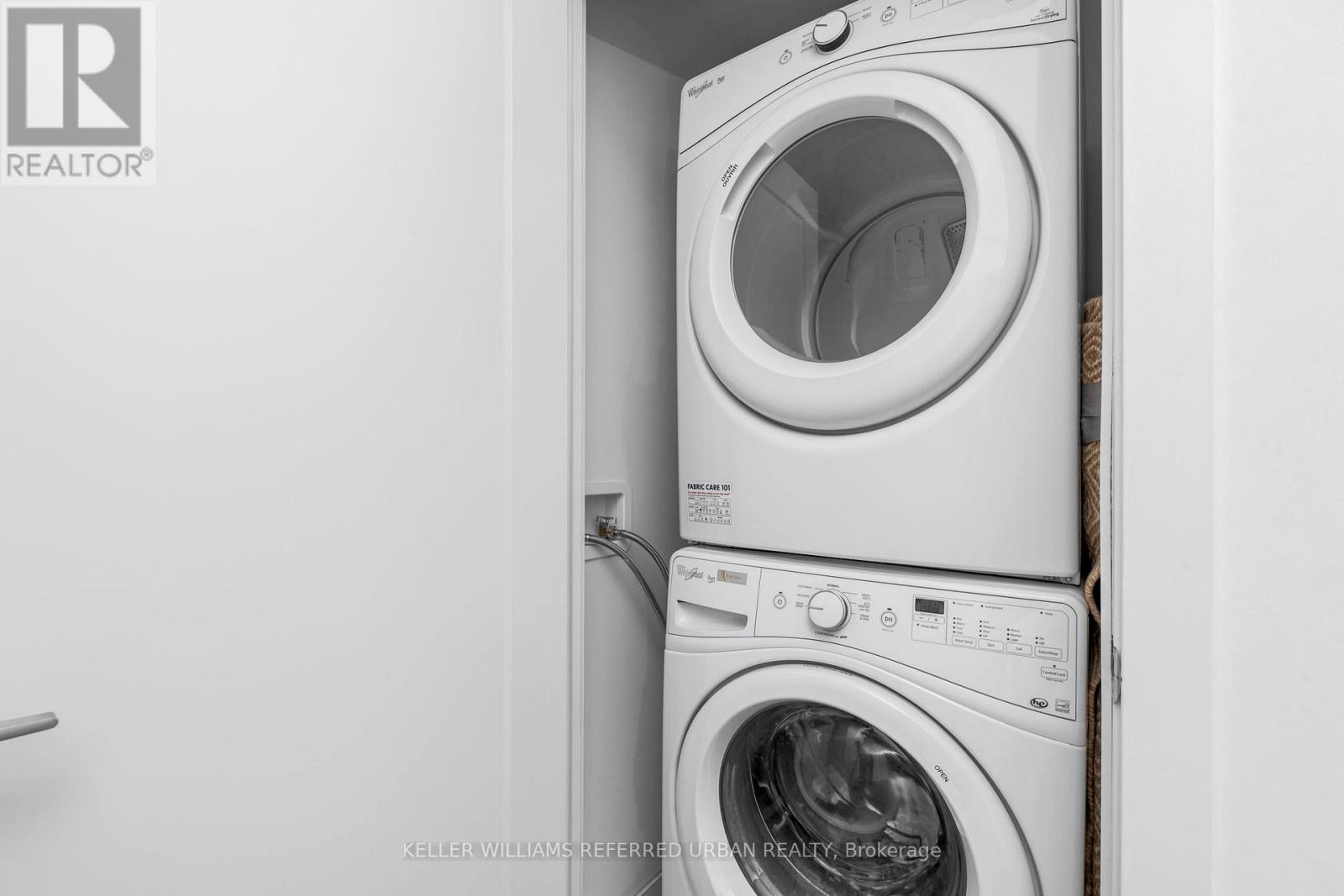 2307 - 318 Richmond Street W, Toronto, Ontario  M5V 0B4 - Photo 10 - C12639382