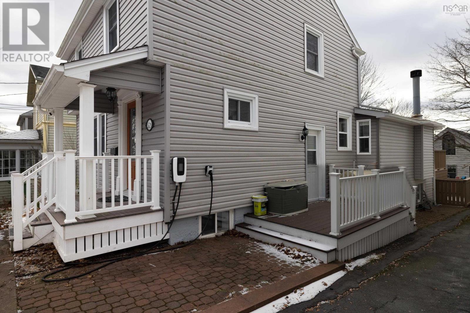 2420 Westmount Street, Halifax, Nova Scotia B3L 3G6 - Photo 34 - 202529478