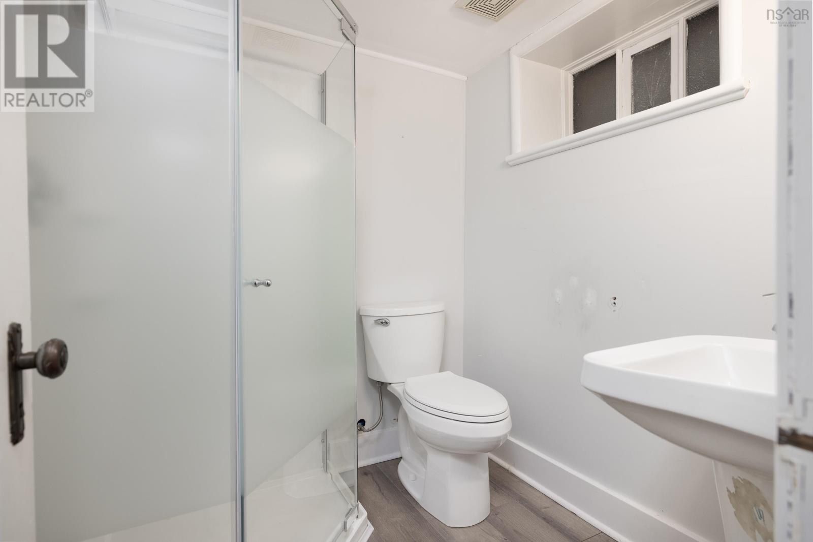 2420 Westmount Street, Halifax, Nova Scotia B3L 3G6 - Photo 32 - 202529478