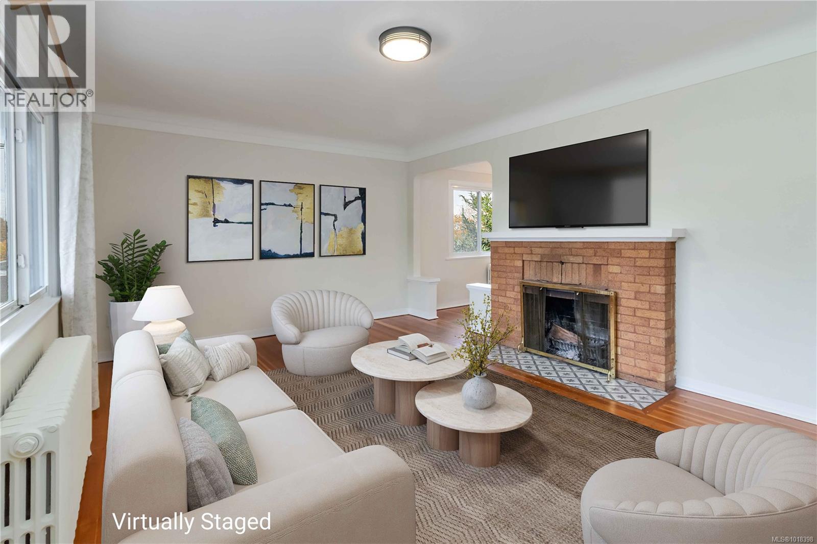 1835 Fernwood Rd, Victoria, British Columbia