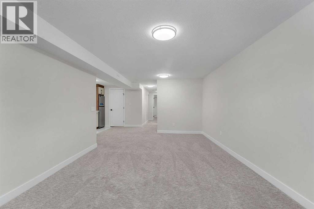 8420 Centre Street Ne, Calgary, Alberta  T3K 1Y1 - Photo 25 - A2274349