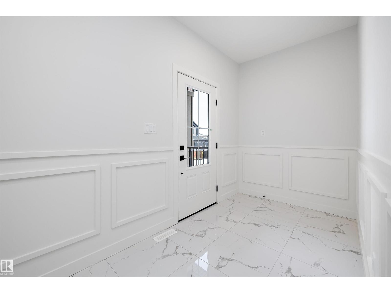 Unknown Address, ,    - Photo 20 - E4468310