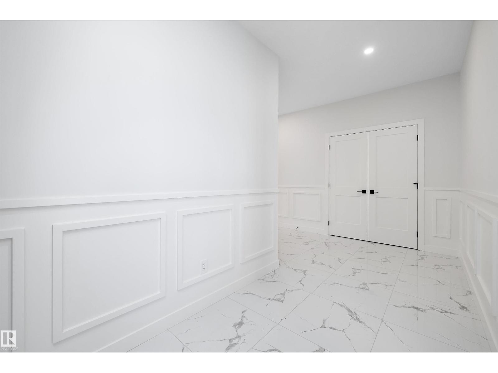 Unknown Address, ,    - Photo 21 - E4468310