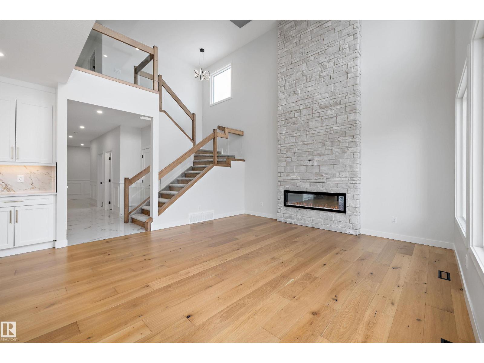 Unknown Address, ,    - Photo 3 - E4468310