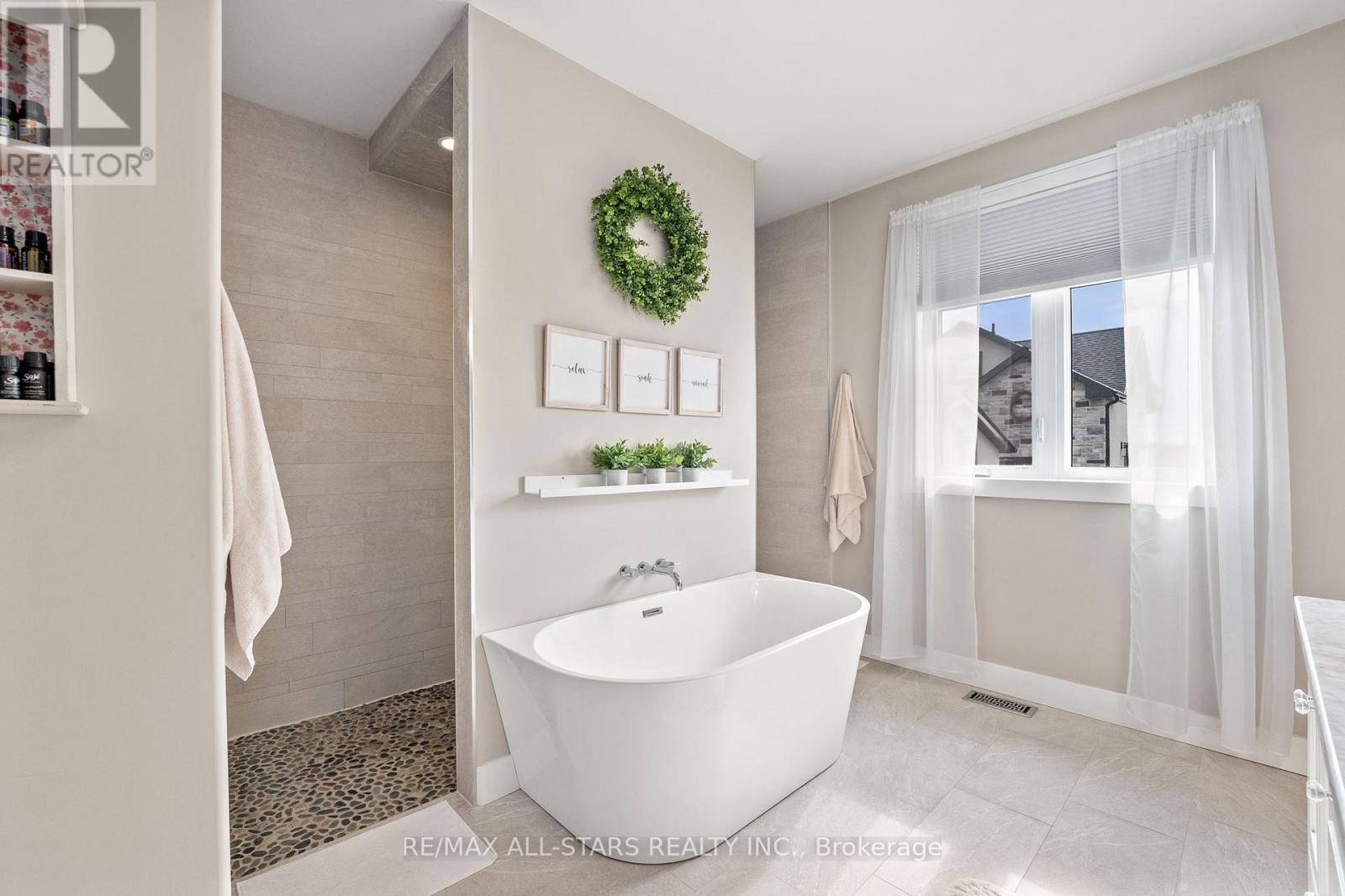 247 Ravencrest Road, Georgina, Ontario  L0E 1R0 - Photo 24 - N12639368