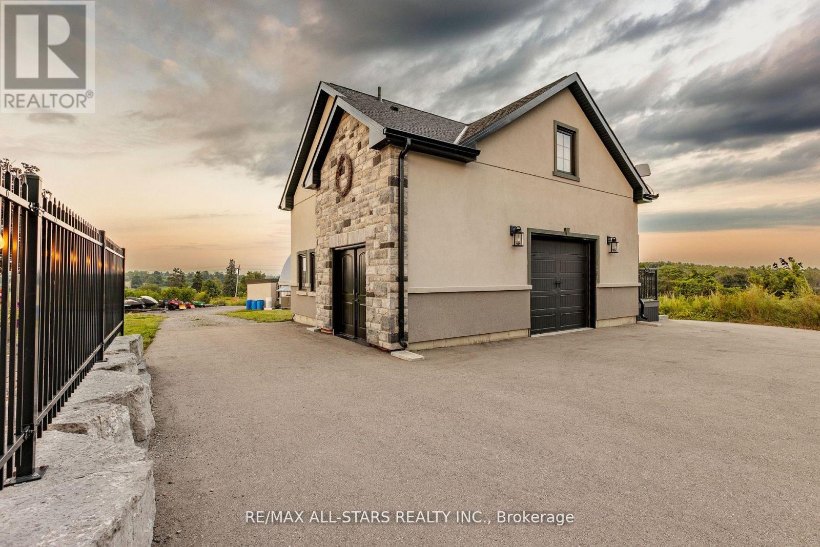 247 Ravencrest Road, Georgina, Ontario  L0E 1R0 - Photo 37 - N12639368