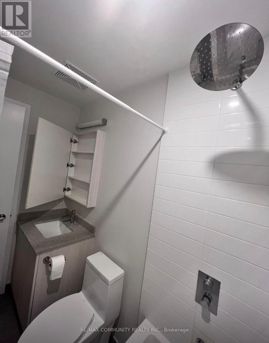 117w - 3 Rosewater Street, Richmond Hill, Ontario  L4C 5T6 - Photo 10 - N12639370