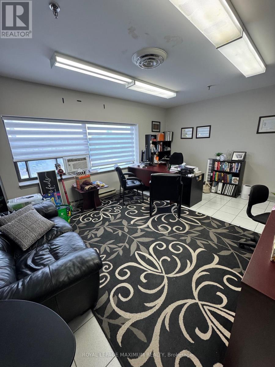 18 - 67 Rodinea Road, Vaughan, Ontario  L6A 1R3 - Photo 10 - N12639410