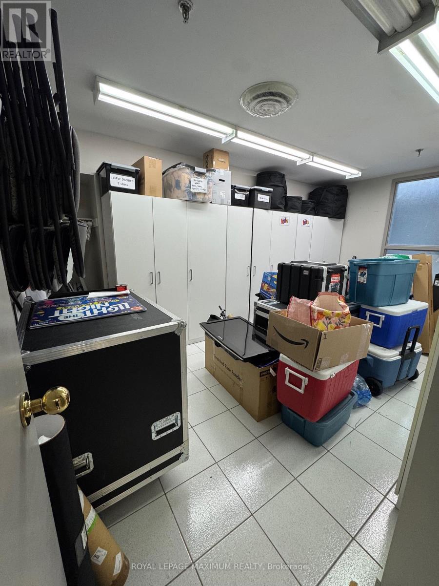 18 - 67 Rodinea Road, Vaughan, Ontario  L6A 1R3 - Photo 4 - N12639410