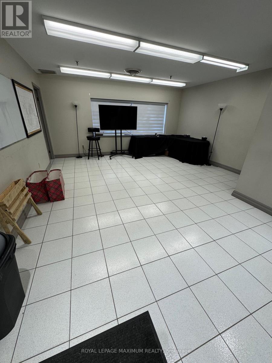 18 - 67 Rodinea Road, Vaughan, Ontario  L6A 1R3 - Photo 7 - N12639410