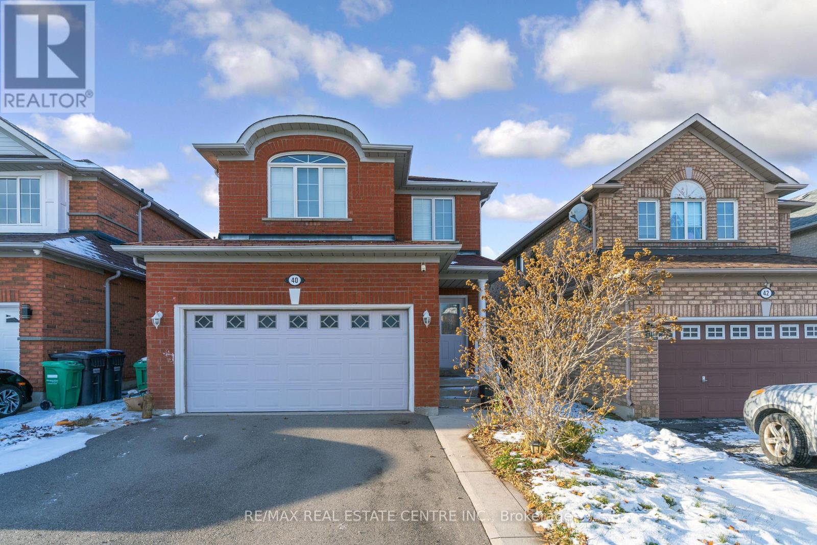40 OLYMPIA CRESCENT, Brampton, Ontario