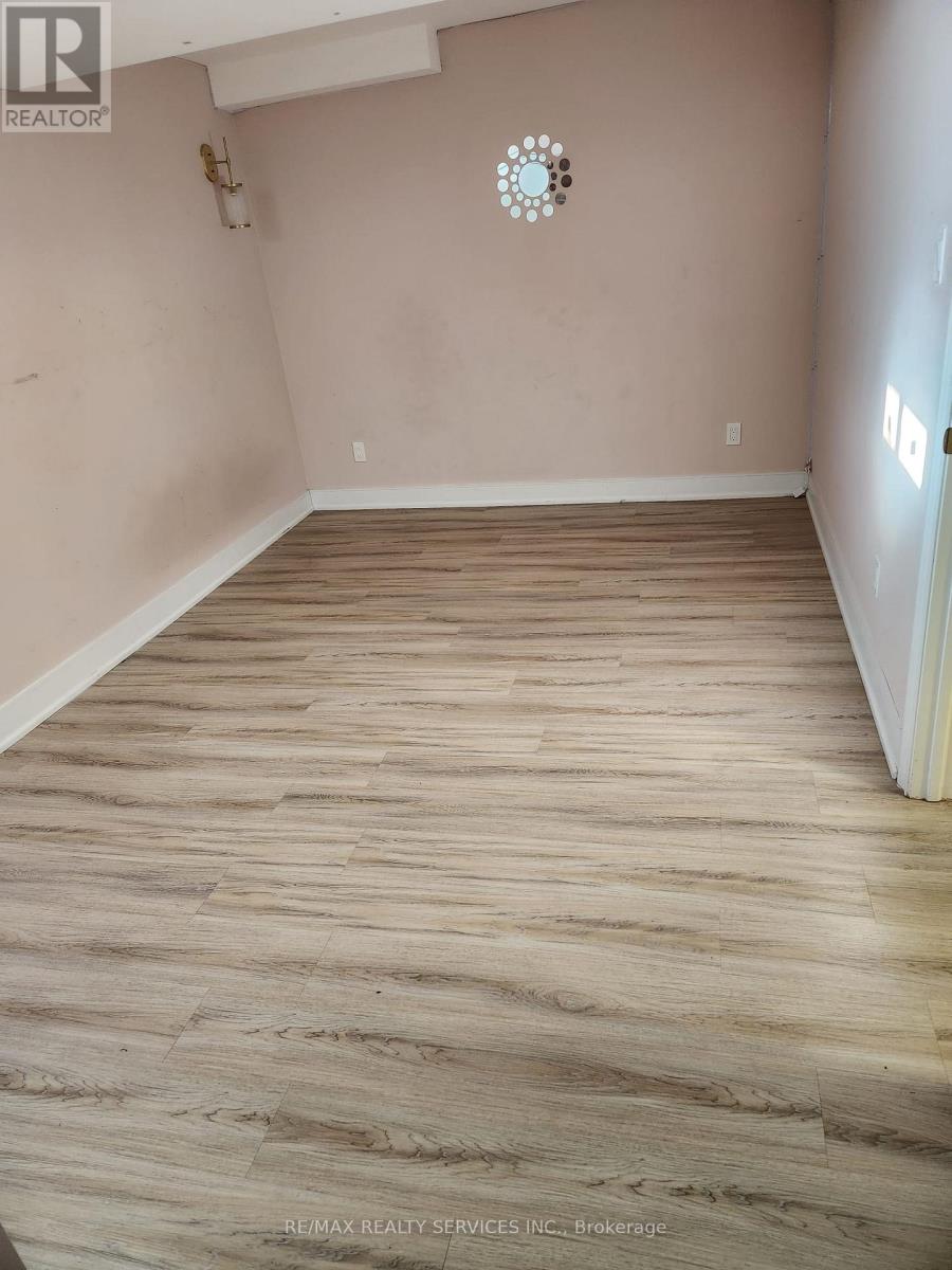 Basement - 18 Kilrea Way, Brampton, Ontario  L6X 0P9 - Photo 3 - W12639416