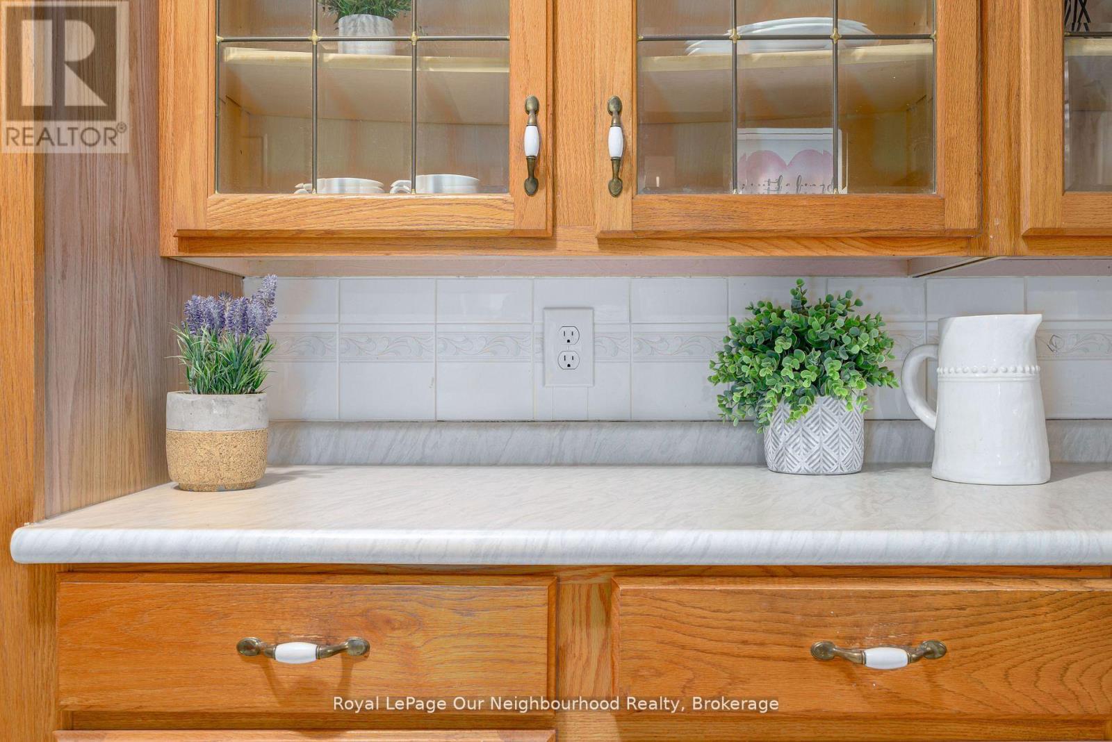 221 Liberty Street N, Clarington, Ontario  L1C 2M6 - Photo 19 - E12639492