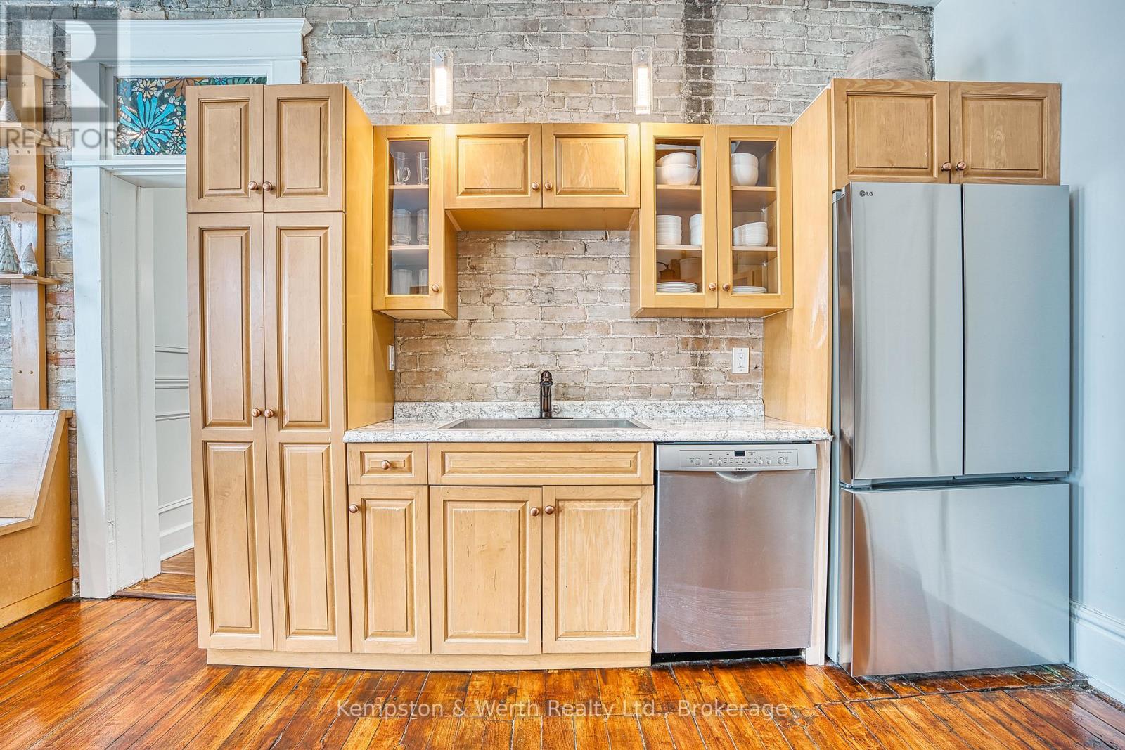 275 Victoria Avenue N, North Perth (Listowel), Ontario  N4W 1S9 - Photo 21 - X12639490