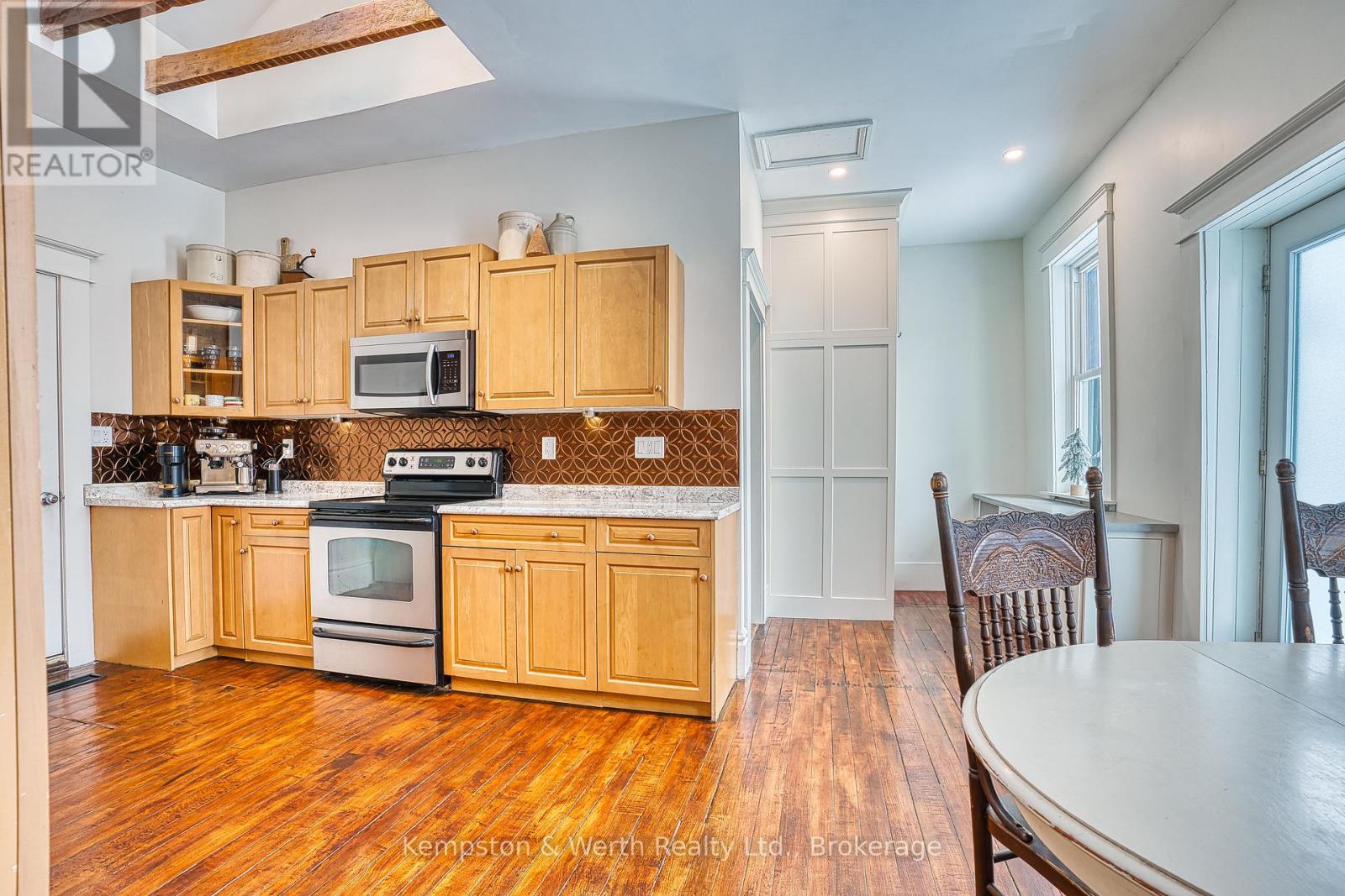 275 Victoria Avenue N, North Perth (Listowel), Ontario  N4W 1S9 - Photo 23 - X12639490