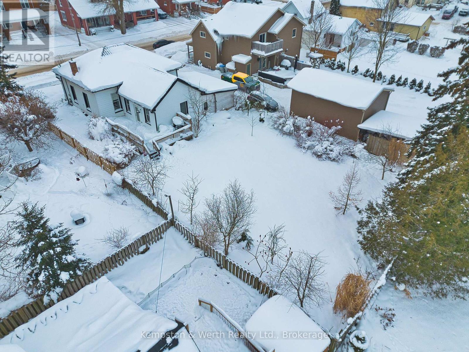 275 Victoria Avenue N, North Perth (Listowel), Ontario  N4W 1S9 - Photo 46 - X12639490