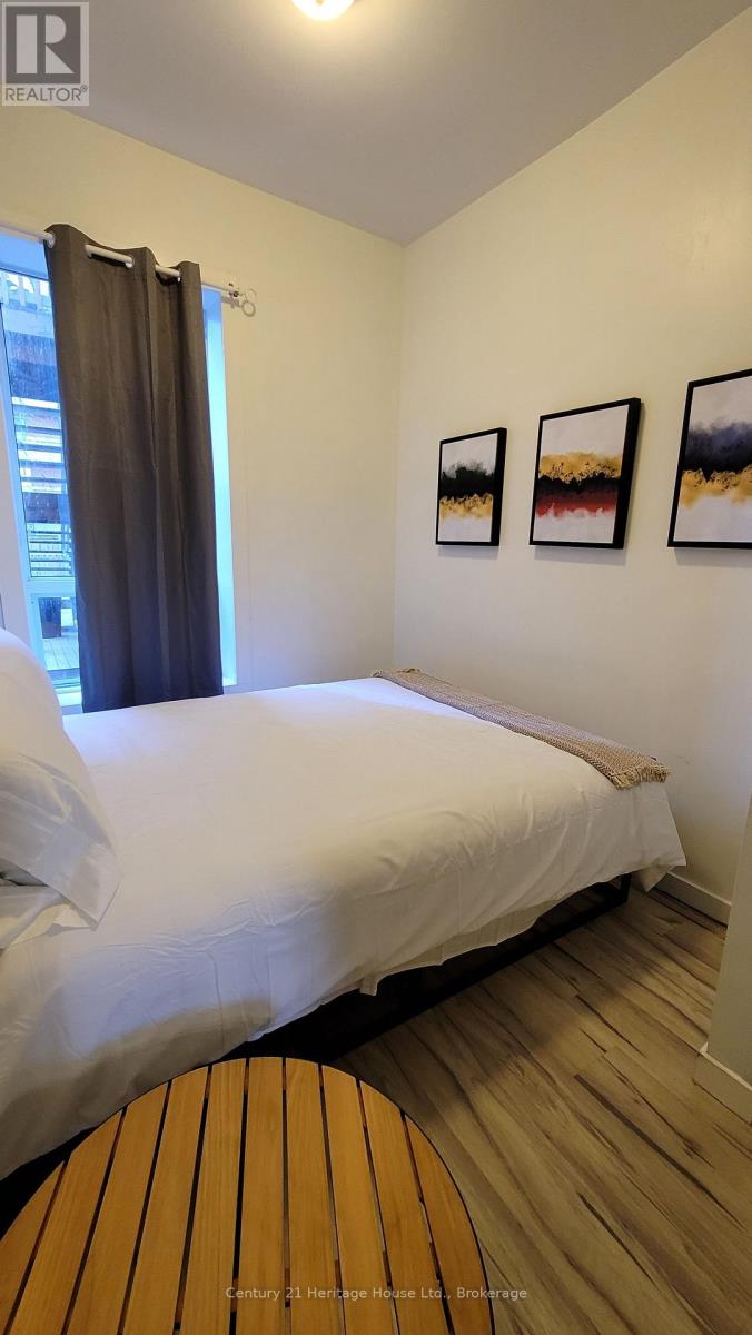 1 - 212 Wilson Street, Hamilton, Ontario L8R 1E5 - Photo 7 - X12639518