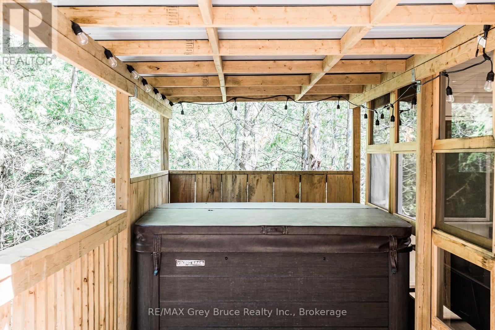 102 Chin Road N, Northern Bruce Peninsula, Ontario N0H 1W0 - Photo 12 - X12639528