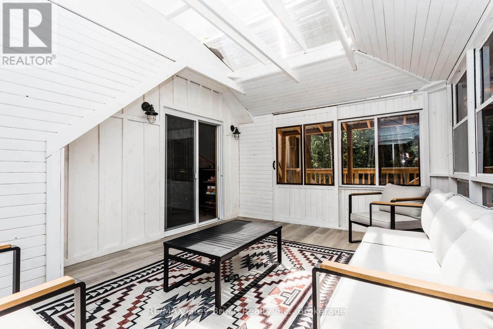 102 Chin Road N, Northern Bruce Peninsula, Ontario N0H 1W0 - Photo 13 - X12639528