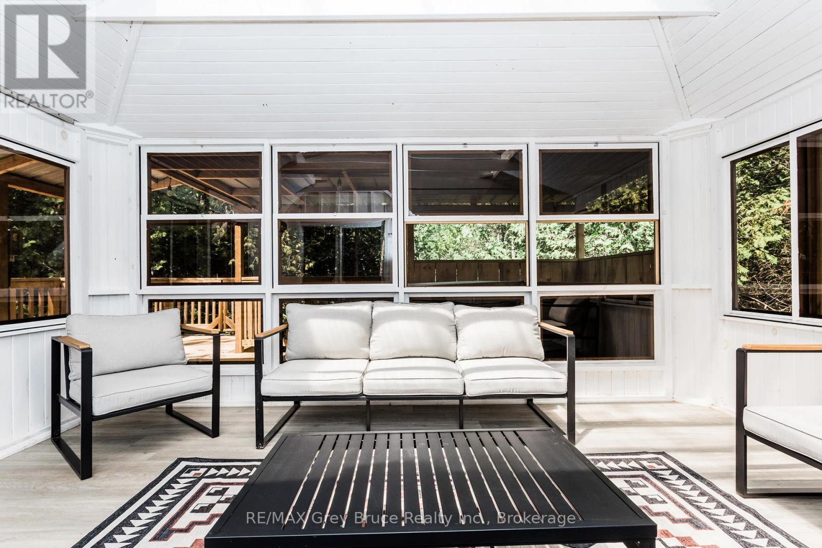 102 Chin Road N, Northern Bruce Peninsula, Ontario N0H 1W0 - Photo 15 - X12639528