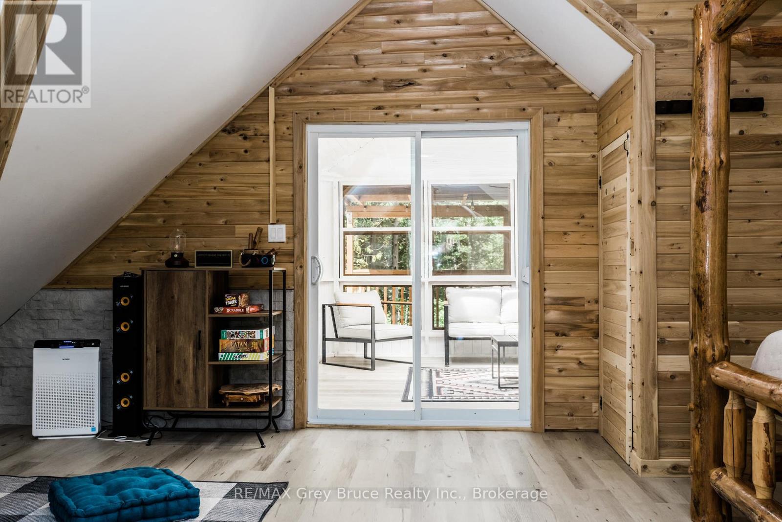 102 Chin Road N, Northern Bruce Peninsula, Ontario N0H 1W0 - Photo 16 - X12639528