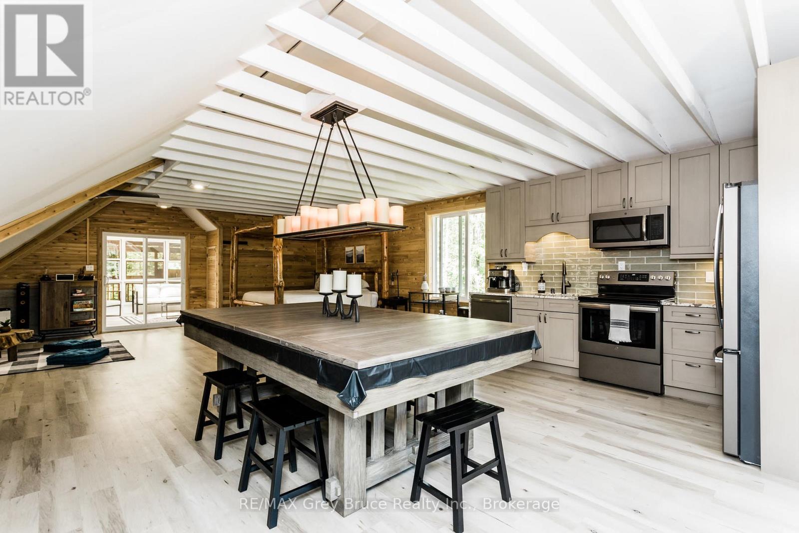 102 Chin Road N, Northern Bruce Peninsula, Ontario N0H 1W0 - Photo 19 - X12639528