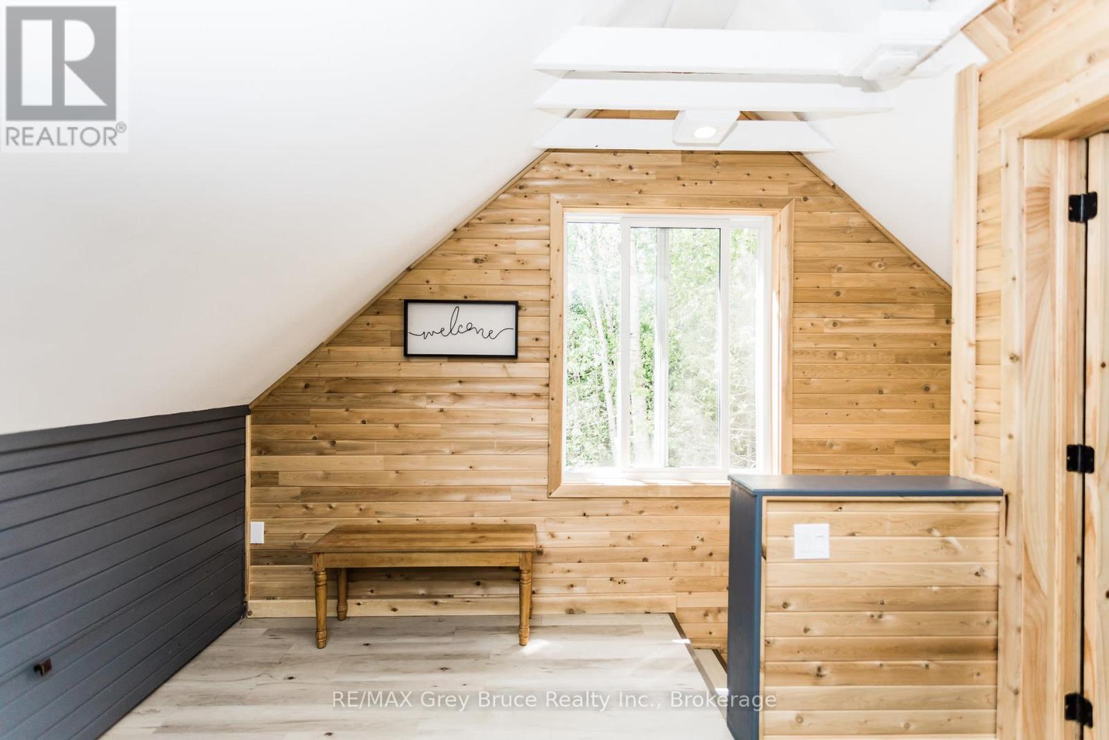 102 Chin Road N, Northern Bruce Peninsula, Ontario N0H 1W0 - Photo 7 - X12639528