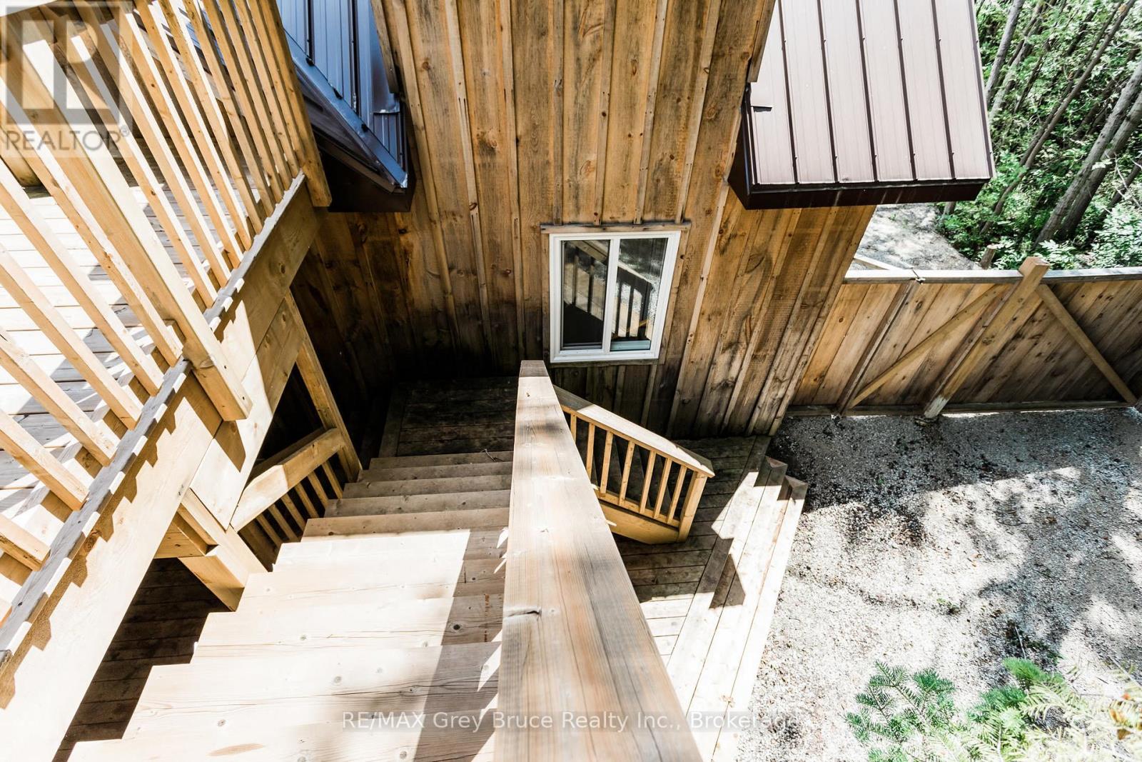 102 Chin Road N, Northern Bruce Peninsula, Ontario N0H 1W0 - Photo 9 - X12639528