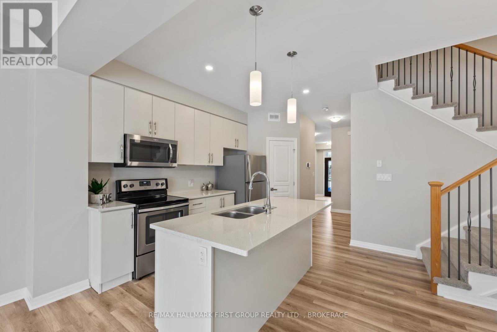 928 Riverview Way, Kingston, Ontario  K7K 0J1 - Photo 4 - X12639514