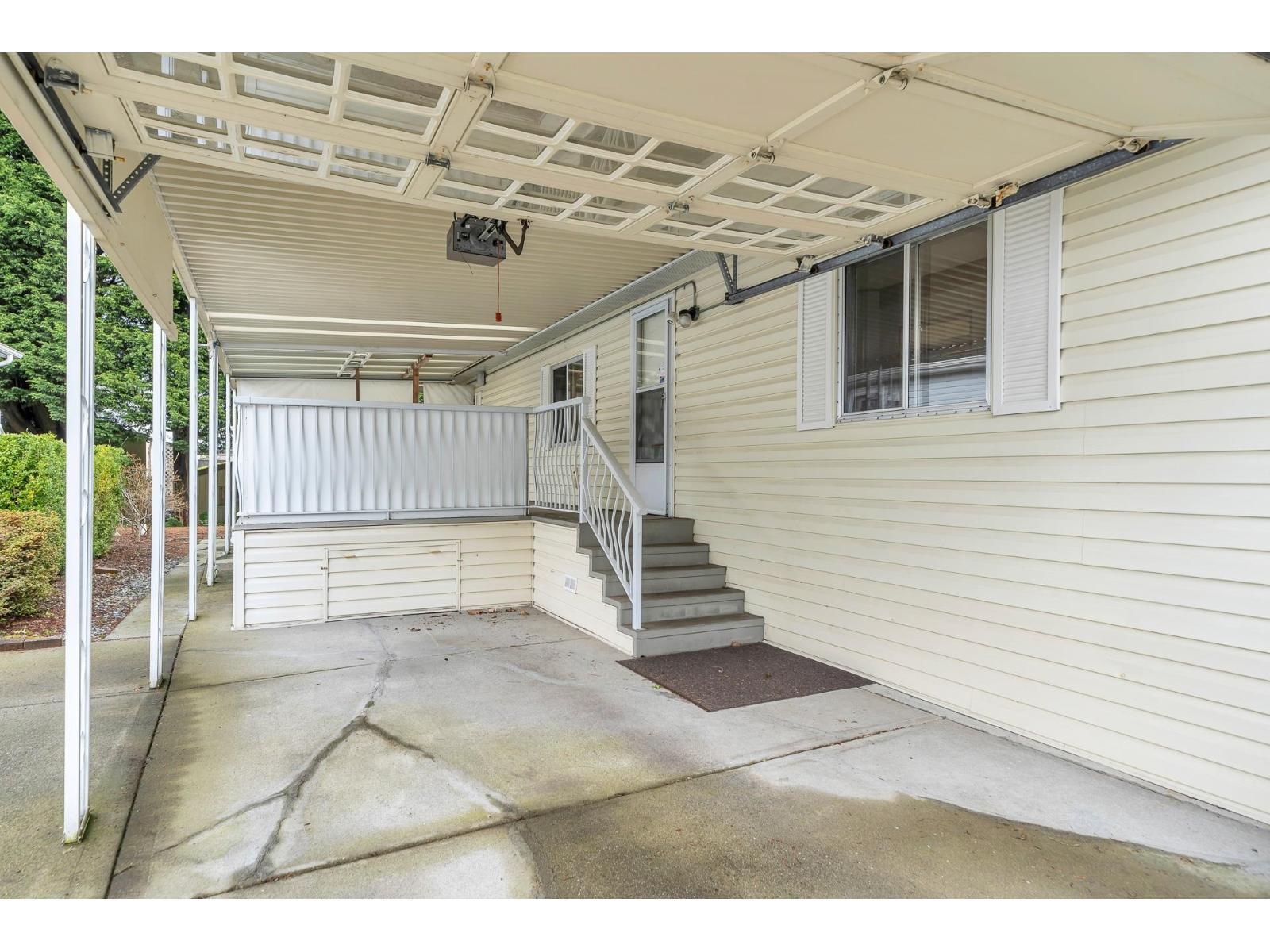 105 2062 King George Highway, Surrey, British Columbia  V4A 5A2 - Photo 3 - R2978305