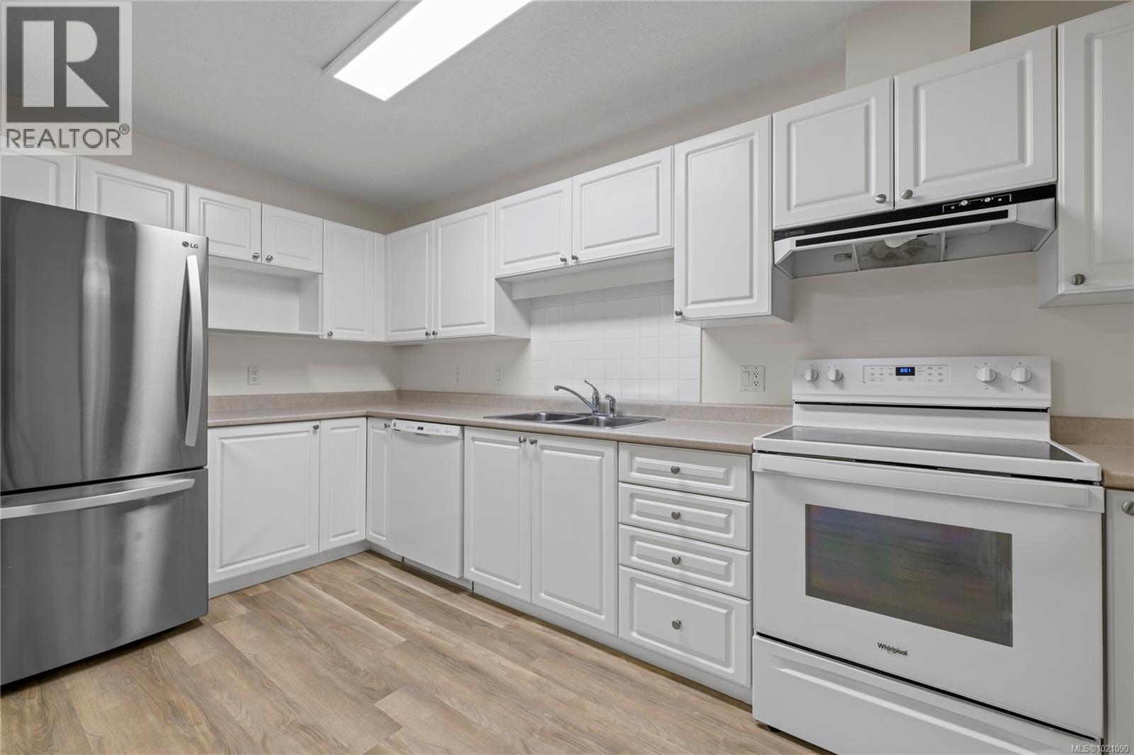 108 354 Morison Ave, Parksville, British Columbia V9P 2V3 - Photo 11 - 1021090