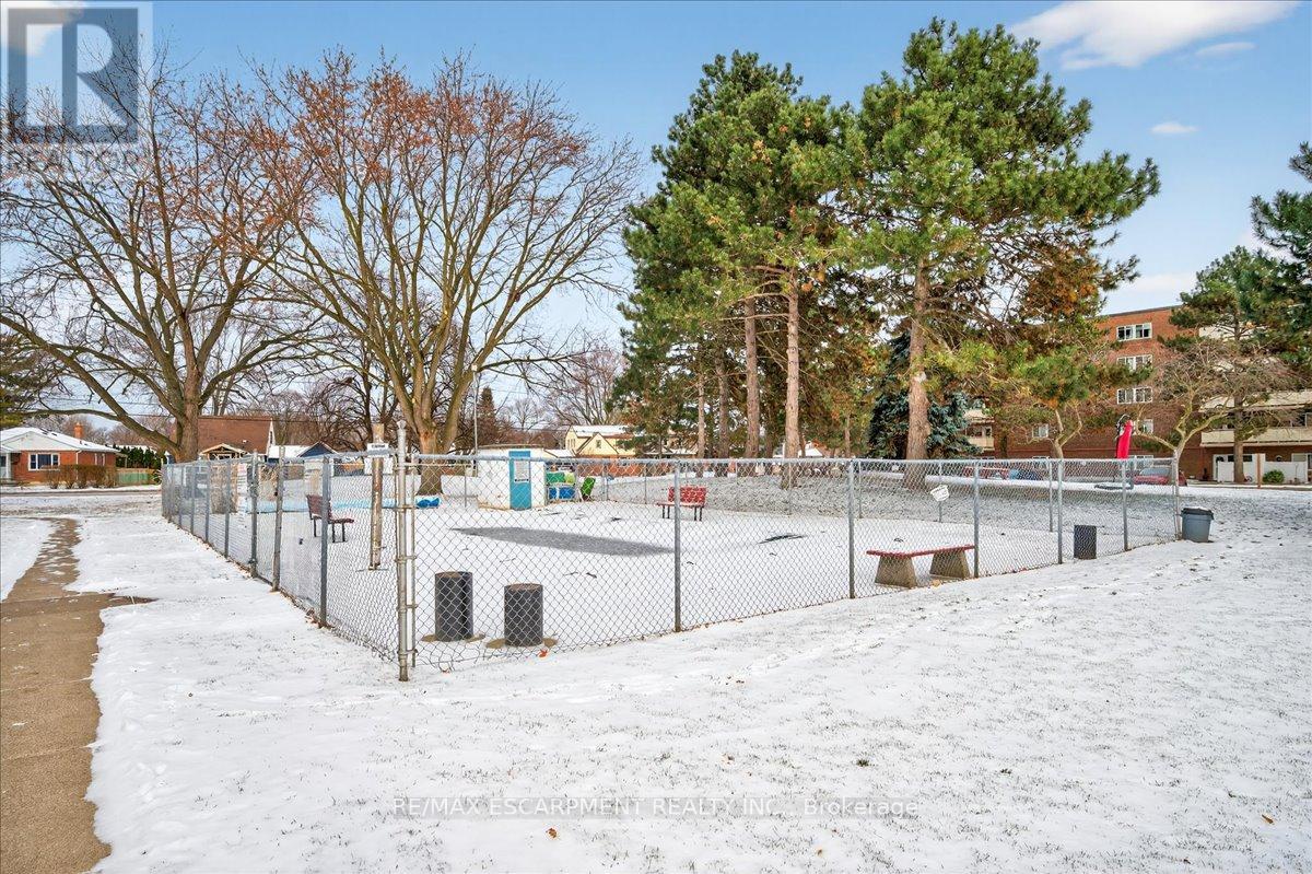 417 - 198 Scott Street, St. Catharines, Ontario L2N 5T3 - Photo 15 - X12639402