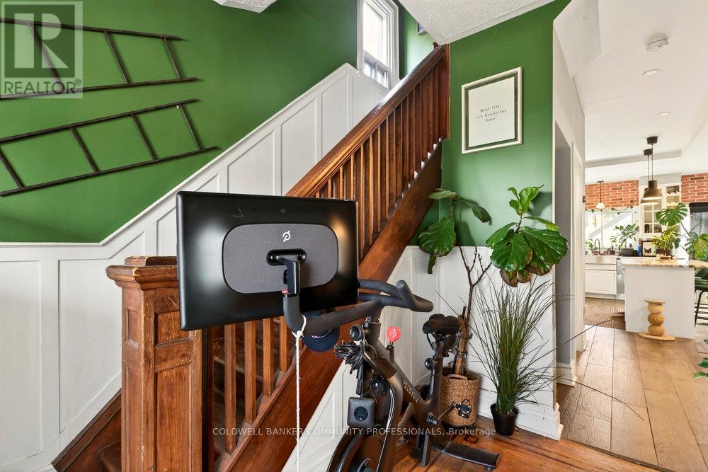 224 Balmoral Avenue N, Hamilton, Ontario  L8L 7S2 - Photo 5 - X12639420