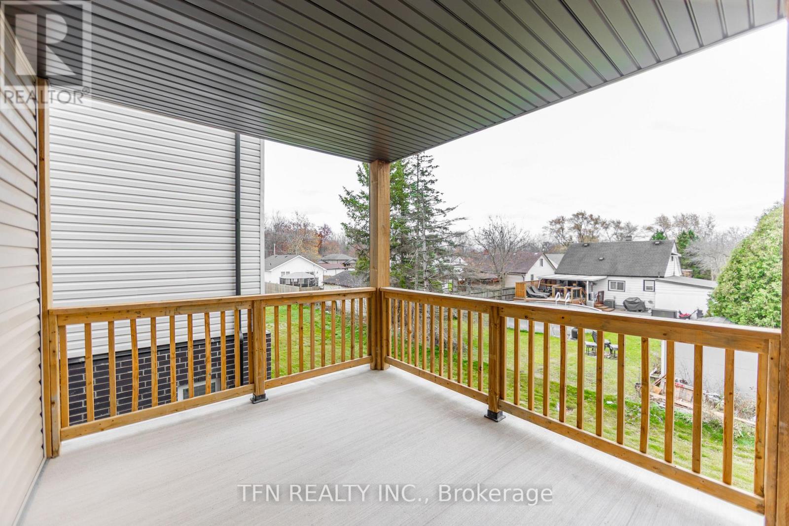 43 Superior Street, Welland, Ontario  L3B 3G3 - Photo 11 - X12639426