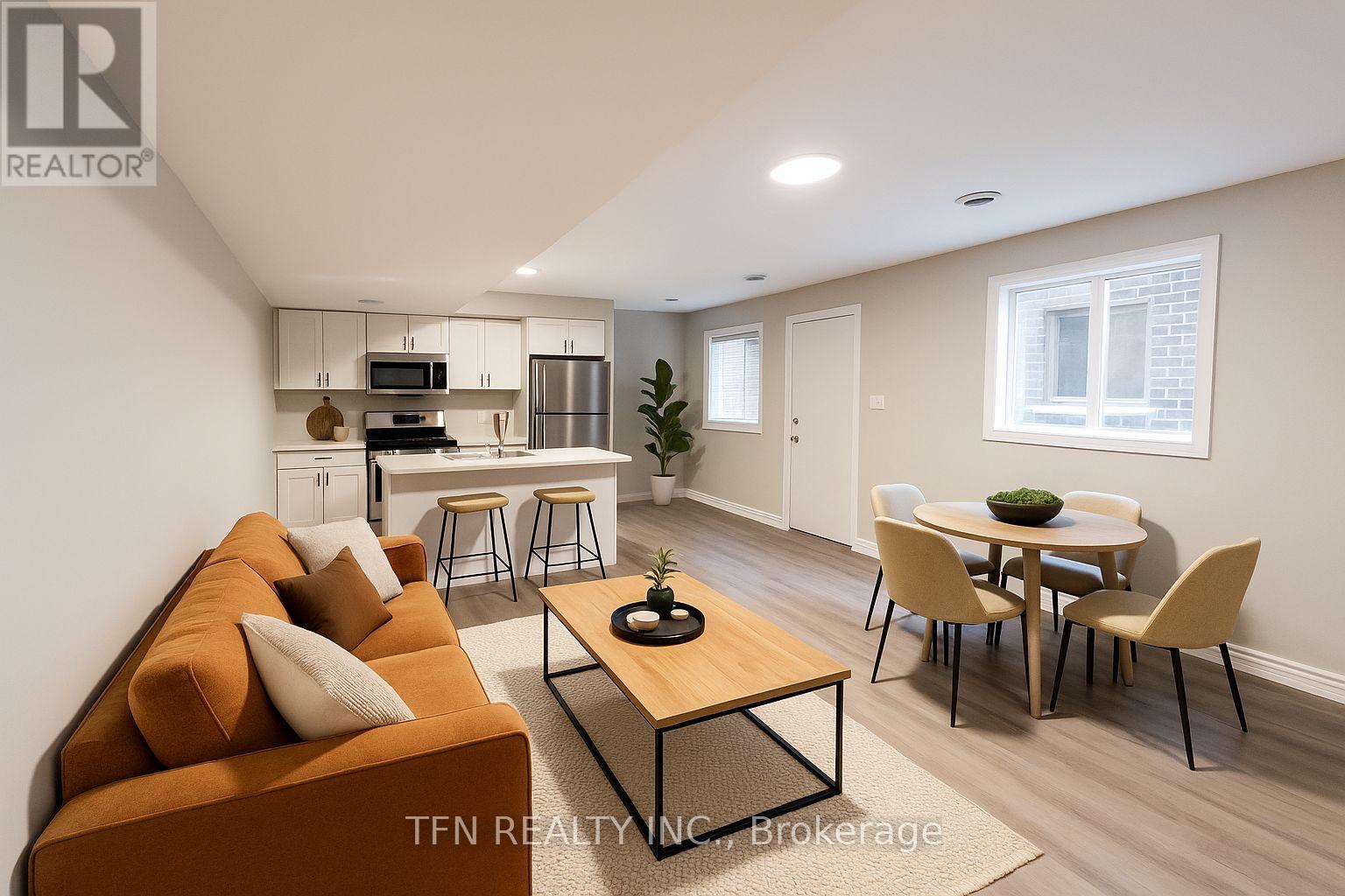 43 Superior Street, Welland, Ontario  L3B 3G3 - Photo 4 - X12639426