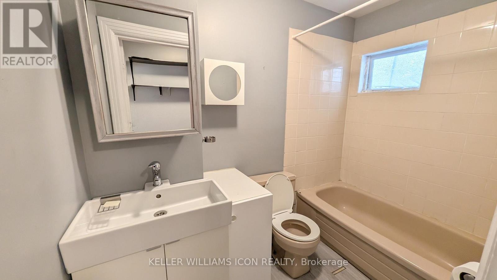 7 Pinehurst Avenue, Ottawa, Ontario  K1Y 1K2 - Photo 11 - X12639450