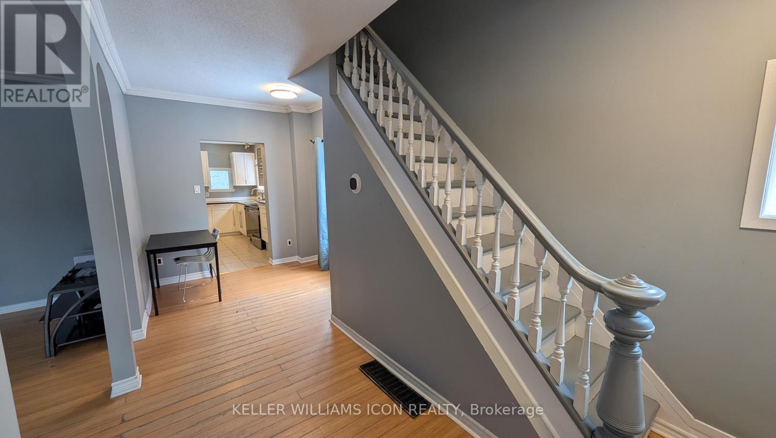 7 Pinehurst Avenue, Ottawa, Ontario  K1Y 1K2 - Photo 3 - X12639450