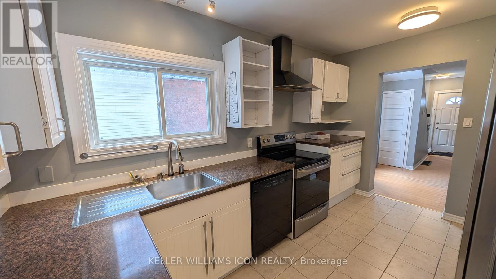 7 Pinehurst Avenue, Ottawa, Ontario  K1Y 1K2 - Photo 9 - X12639450