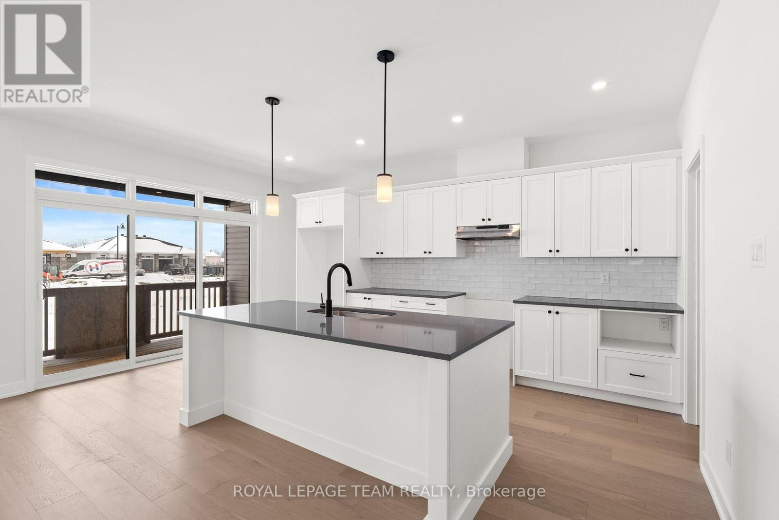 1057 Moore Street, Brockville, Ontario  K6V 0H1 - Photo 21 - X12639488