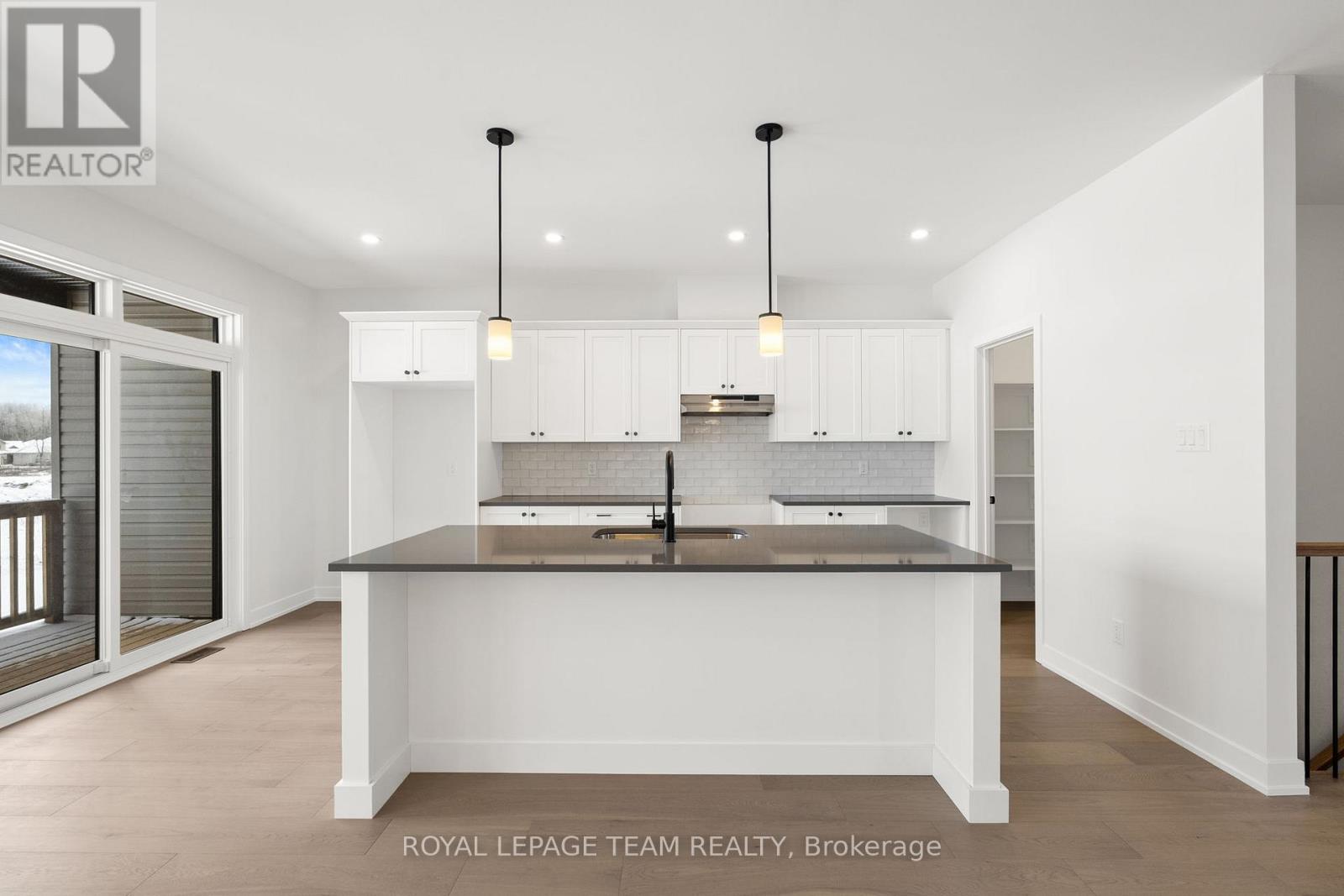 1057 Moore Street, Brockville, Ontario  K6V 0H1 - Photo 22 - X12639488