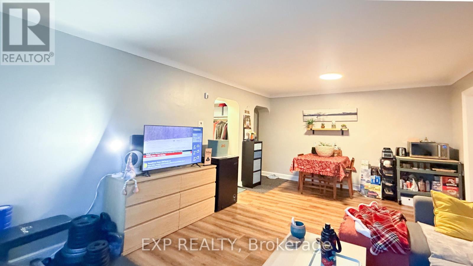 2 - 725 Melbourne Avenue, Ottawa, Ontario  K2A 1X4 - Photo 6 - X12639508